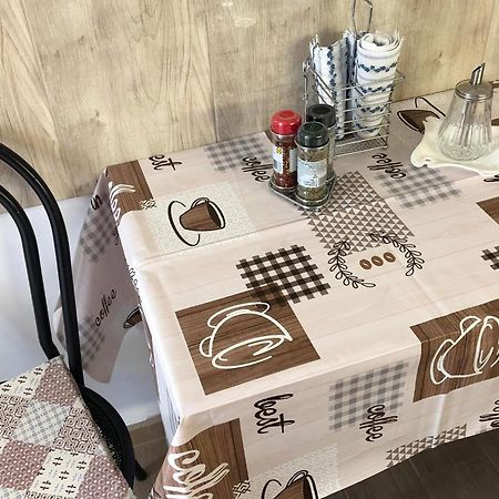 Fazekas Vendeghaz Hotel Balatonkeresztúr Buitenkant foto